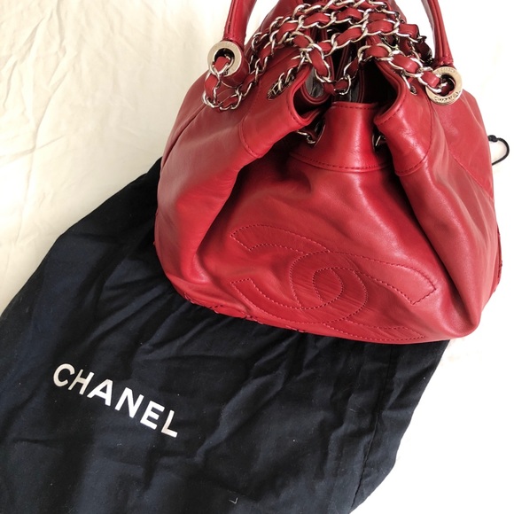 100% Authentic Chanel Bucket Purse - Picture 2 of 8